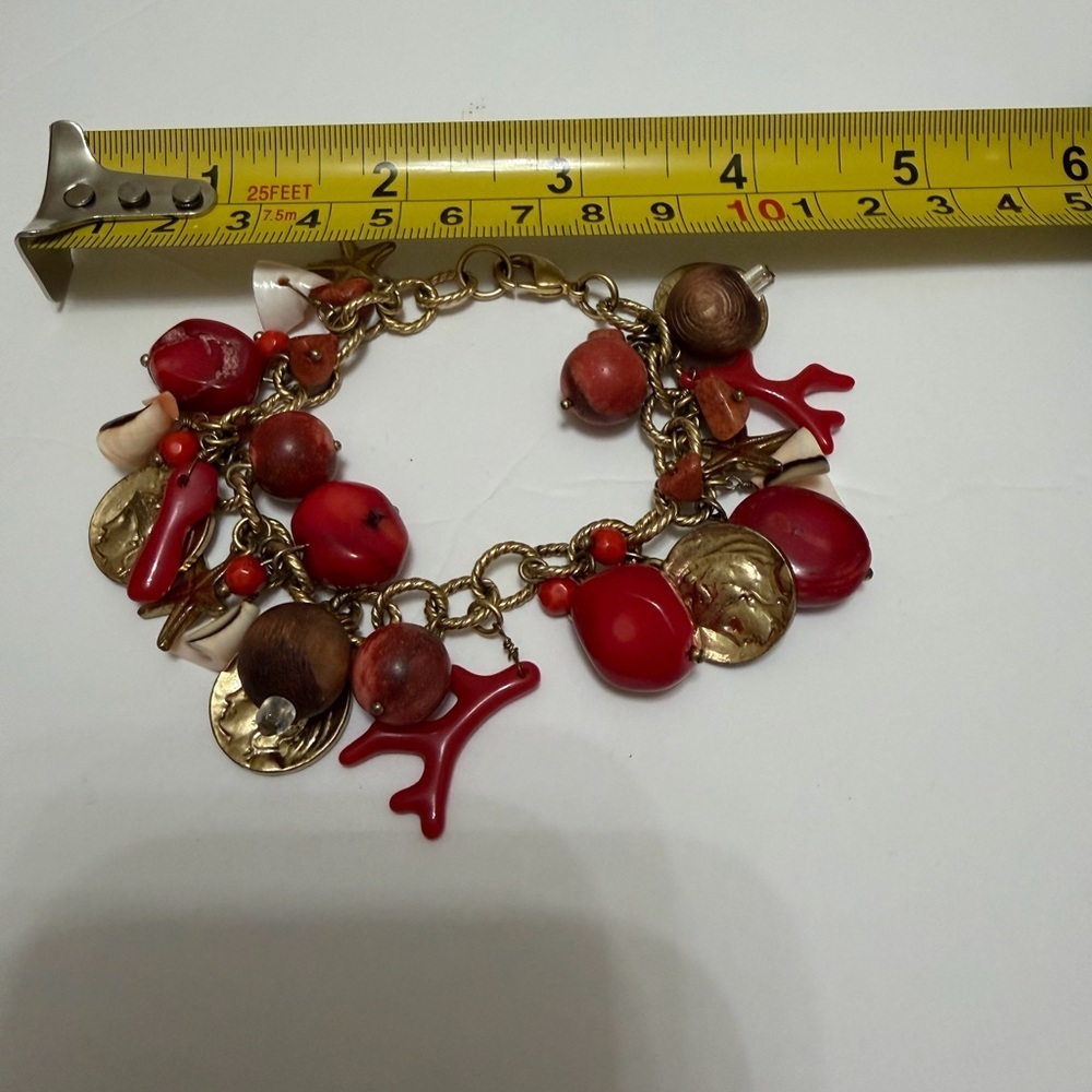 Elegant Red and Gold Charm Bracelet - Picture 2 of 2